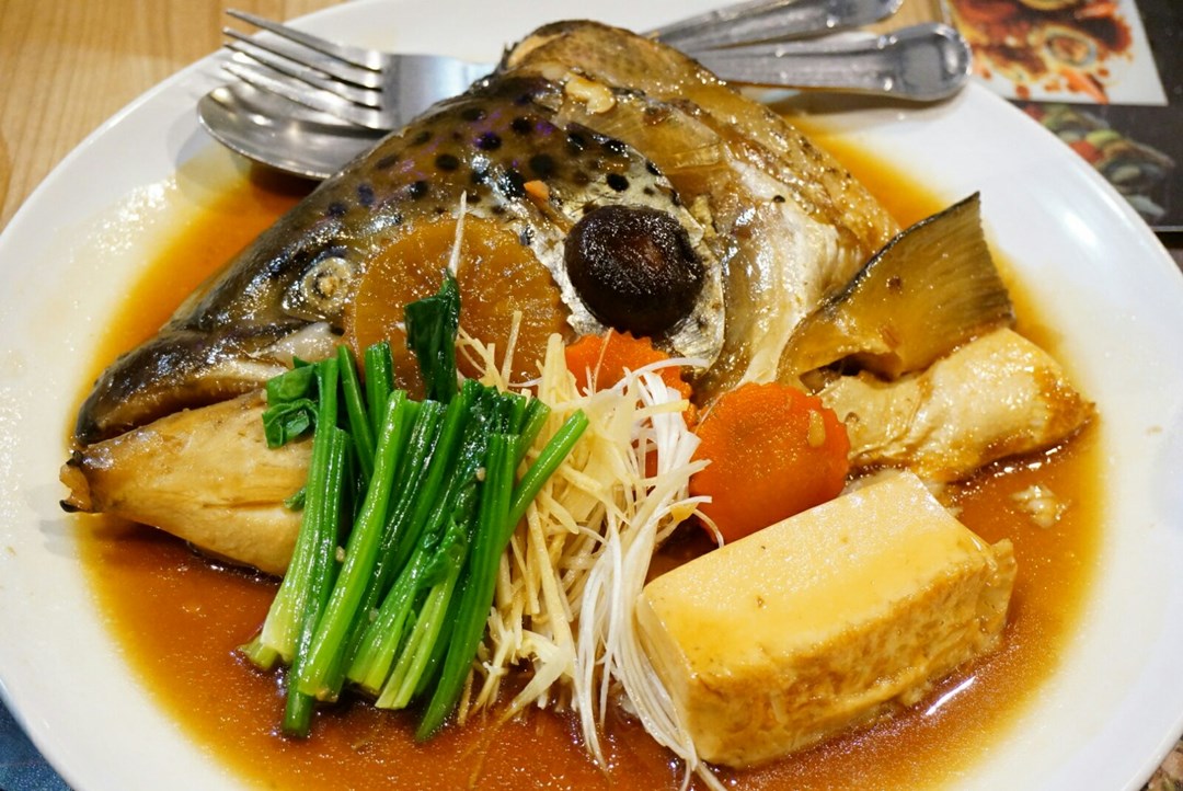 หัวปลาแซลมอลต้มซีอิ้ว ส่งตรงจากญี่ปุ่น